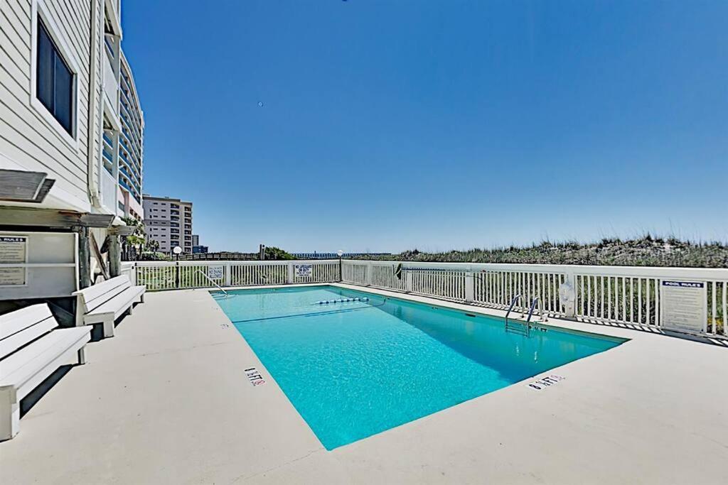 *2Br Oceanfront Retreat*King Ensuite*Pool*Nmb Cherry Grove*Pc4 Миртъл Бийч Екстериор снимка